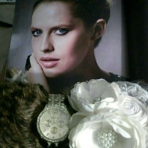 Geneva Silver color watch